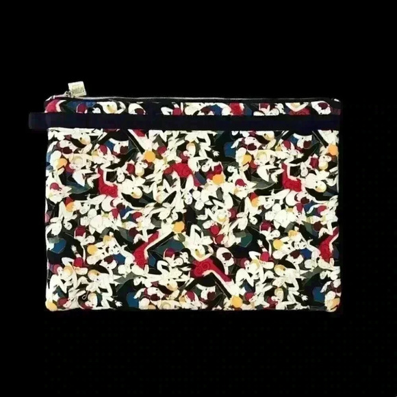 Carolina Herrera for Target makeup bag or wet bag? Travel - Picture 1 of 6